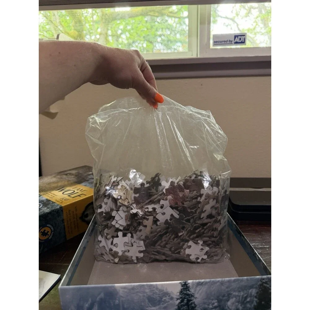I Am Wolf Head-Shaped Jigsaw Puzzle - Complete 550 Pieces